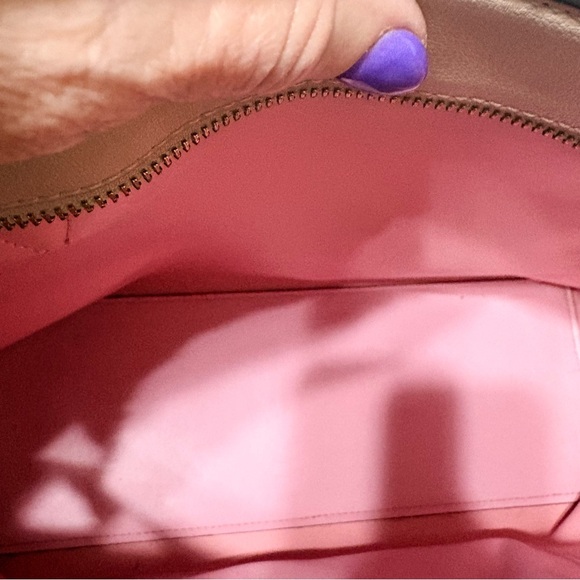 Kate Spade Adel large tote bag in refined grain leather in beige. - Picture 11 of 11